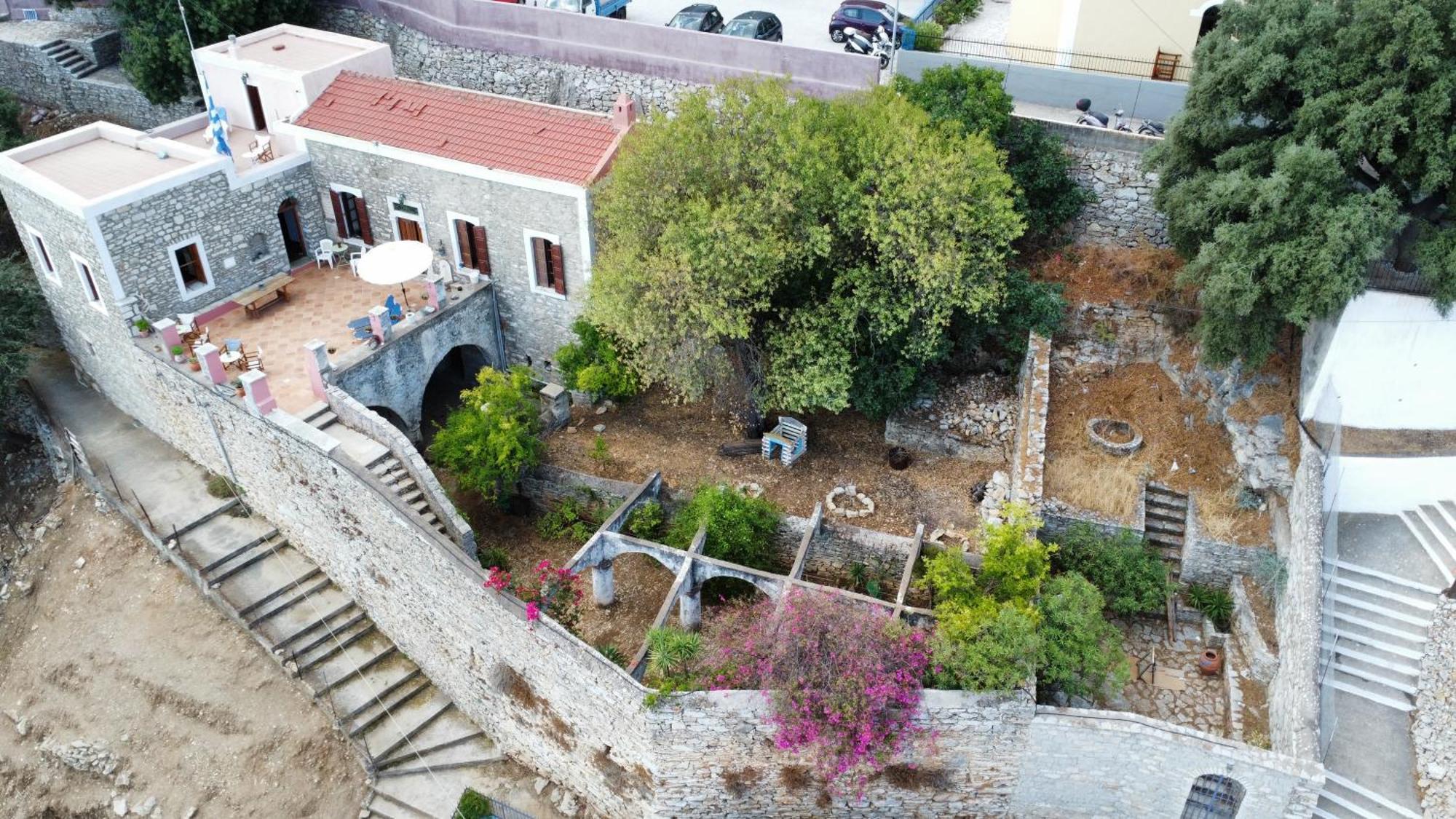 Astradeni Villa Đảo Sými Ngoại thất bức ảnh